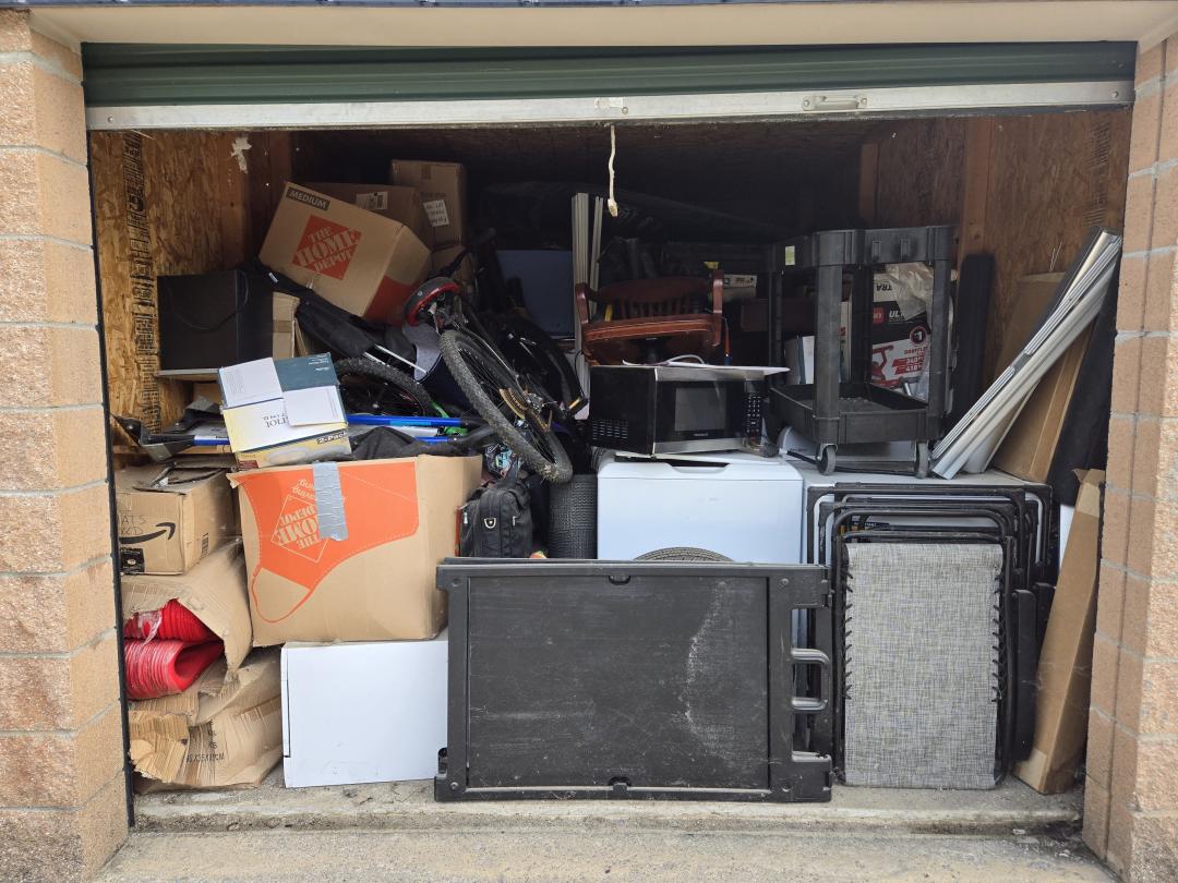 Storage Unit Auction in Lenox, MI at Northpointe Storage Gratiot ends